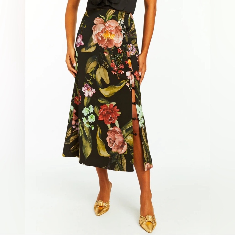 NWT Mestiza New York
Althea Crepe Floral Print Midi A-Line Skirt